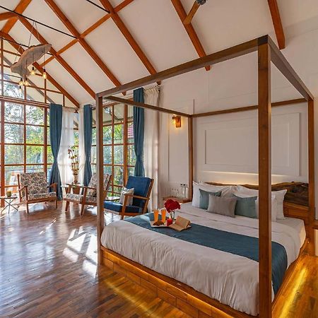 Stayvista At Cicada Chikmagalur 2Bhk Breakfast Included With Amazing View Экстерьер фото