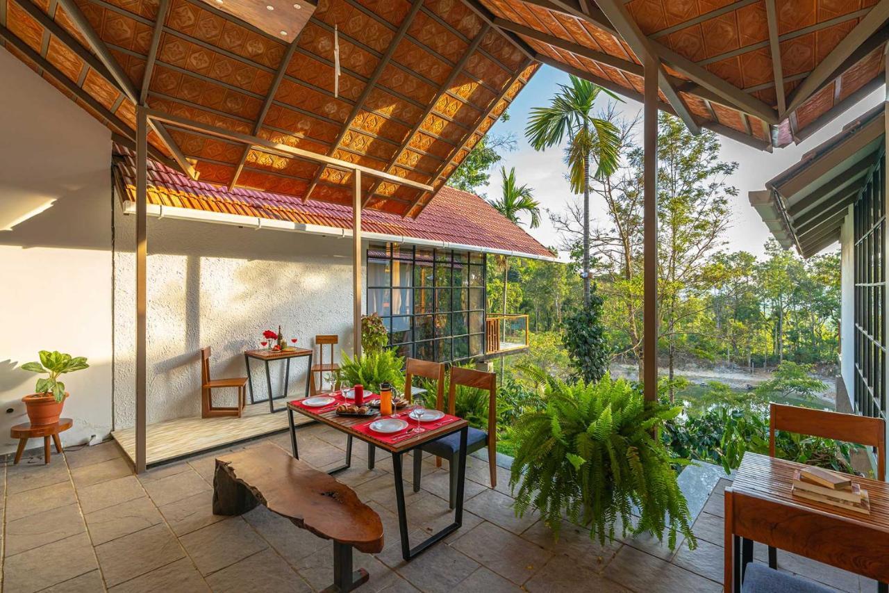 Stayvista At Cicada Chikmagalur 2Bhk Breakfast Included With Amazing View Экстерьер фото
