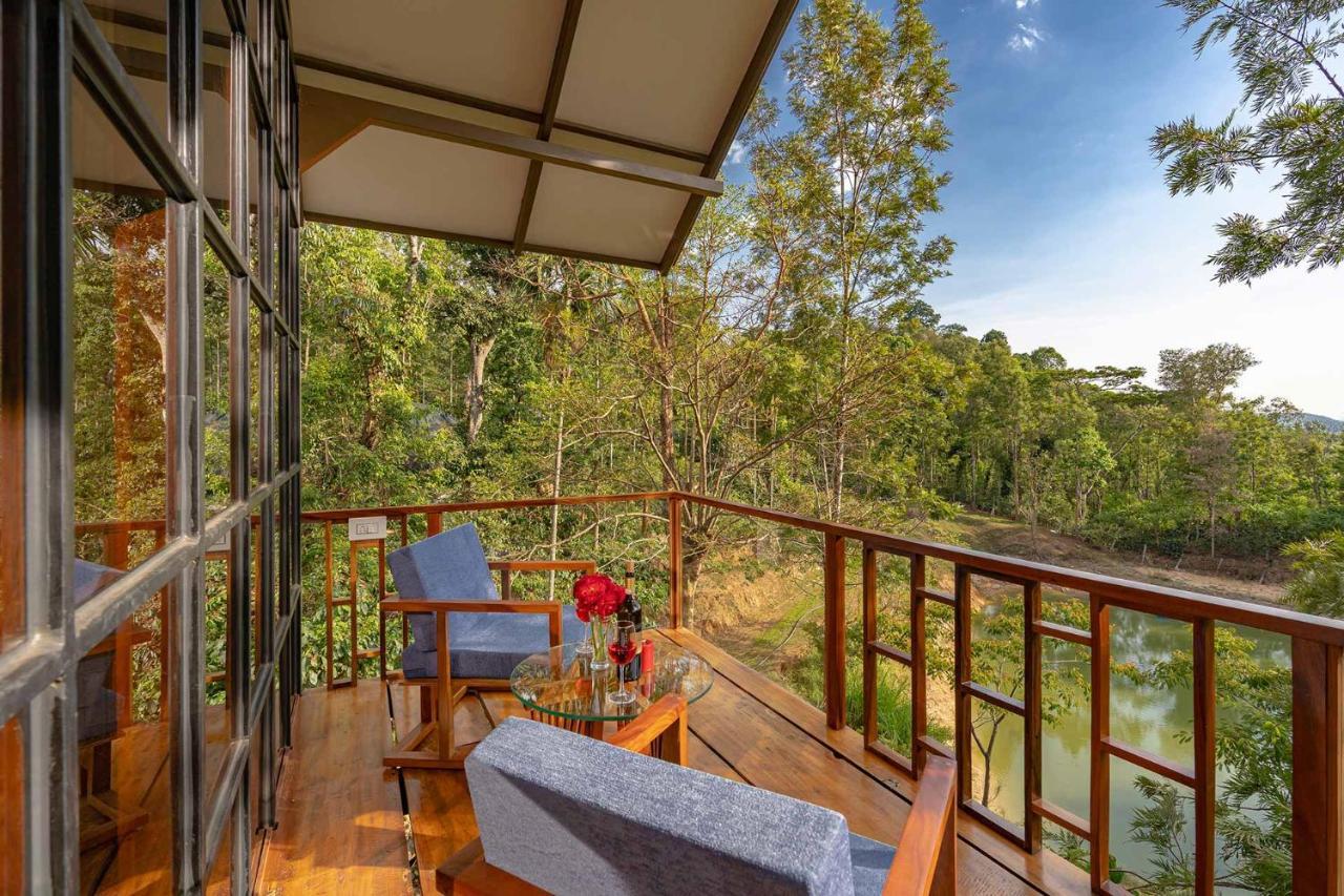 Stayvista At Cicada Chikmagalur 2Bhk Breakfast Included With Amazing View Экстерьер фото