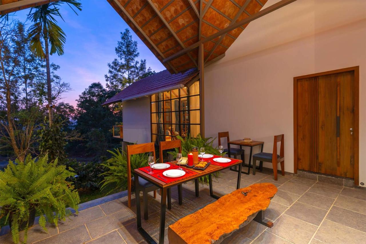 Stayvista At Cicada Chikmagalur 2Bhk Breakfast Included With Amazing View Экстерьер фото